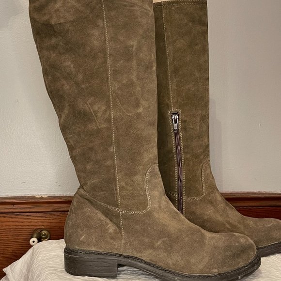 Suede tall boots - Picture 4 of 6